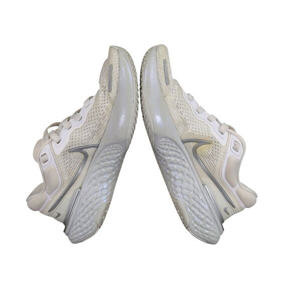 Nike Shoes Womens 6 Athletic Trainer Zoom X Invincible Run Flyknit Sneaker White - Picture 8 of 14